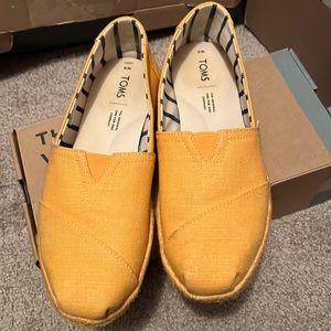 Toms Brand Gold Fusion Heritage Canvas on Rope